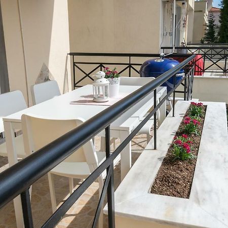 Casa Di Emma Apartment Nea Peramos  Luaran gambar