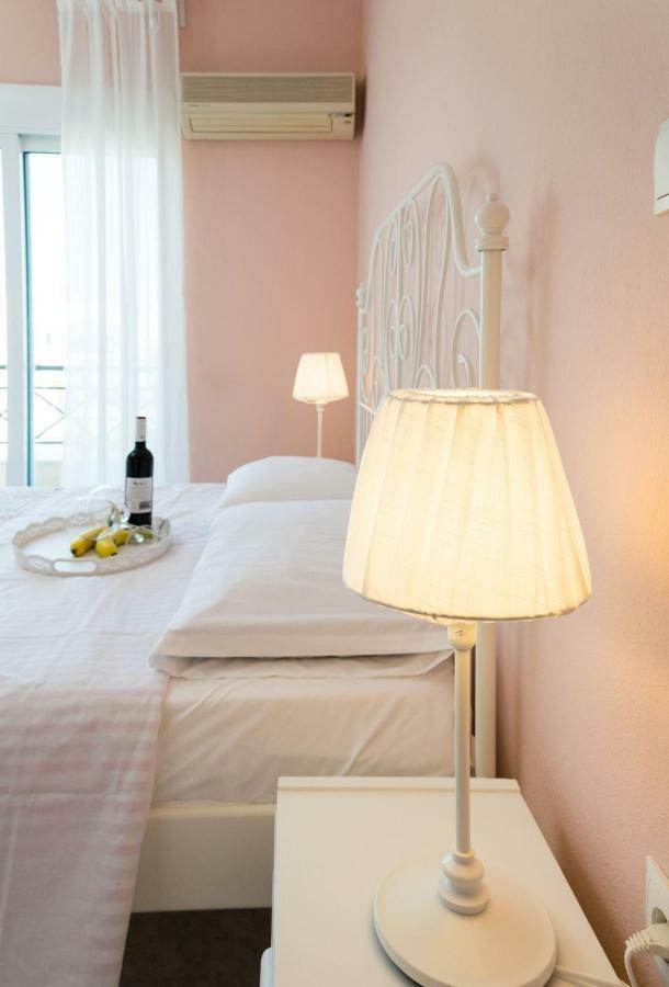 Casa Di Emma Apartment Nea Peramos  Luaran gambar