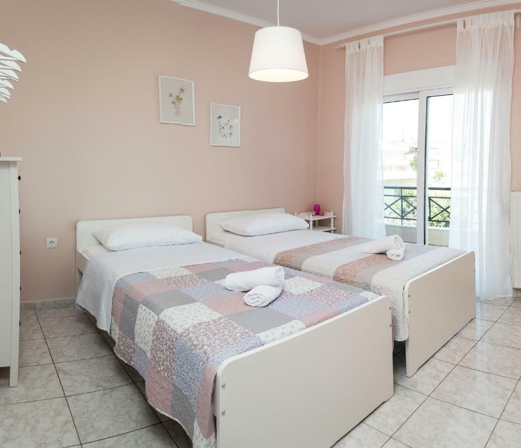 Casa Di Emma Apartment Nea Peramos  Luaran gambar