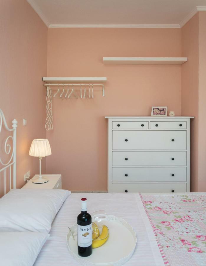 Casa Di Emma Apartment Nea Peramos  Luaran gambar